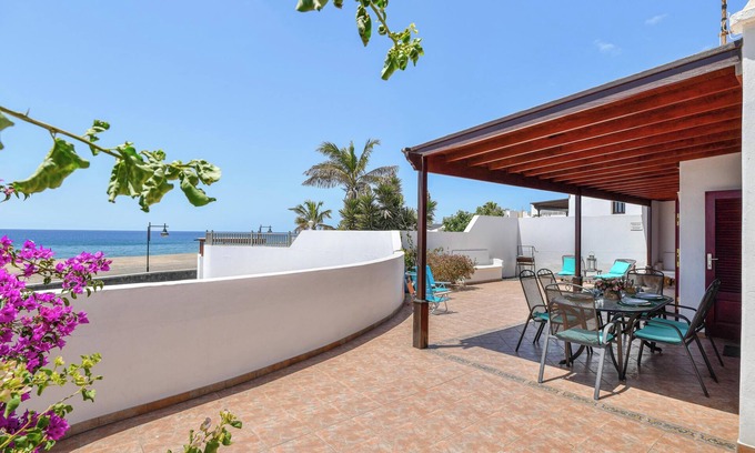 Playa del Cable House | Bungalow Vistamar close to the Beach with Sea View, Pool, Wi-Fi & Terrace; Pet Friendly