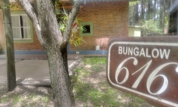 Villa Zorraquin House | Bungalow with garage, for 5 people, with wi fi Restaurants and breakfasts.