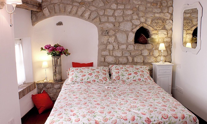 Polcenigo Apartment | Cà BIANCA Residence - REFOSCO Apartment - Historical Center POLCENIGO