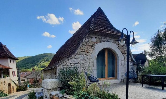 Espagnac-Sainte-Eulalie House | Célézen