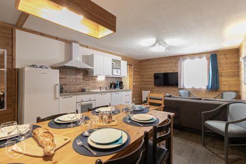 Le Bourget Apartment | Côté-Bourget 6 pers LA POINTE DE LONGECOTE, proche La Norma et Aussois