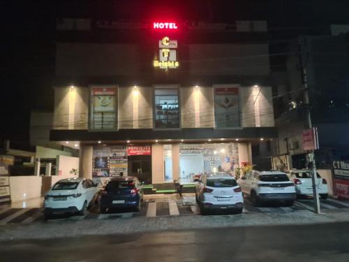 Bharatpur Hotel | C T Heights Inn