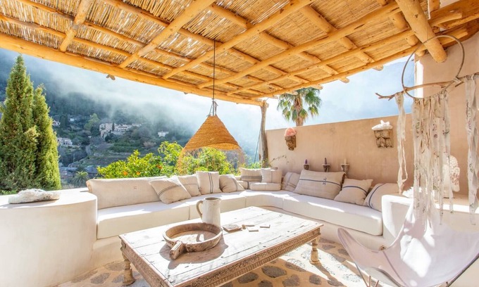 Deia House | CA'N LLUM