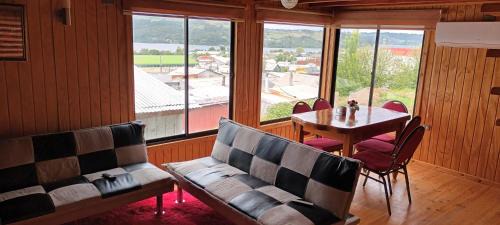 Rilan House | Cabaña piedra azul