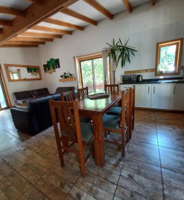 Pinto Cabin | Cabañas Golem - Camino Termas de Chillán