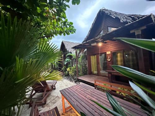 Iztapa Hotel | Cabañas kai