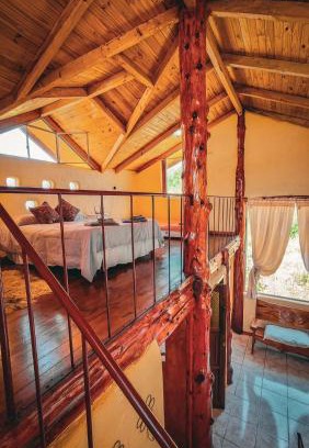 El Hoyo Ski Chalet | Cabañas LuCes del Pirque