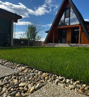 Curtea De Arges House | Cabana Lara