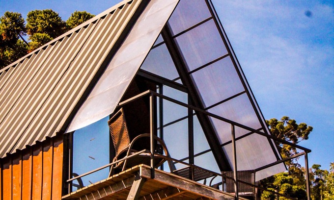 Sao Bento do Sapucai Cabin | Cabana nas Montanhas com Piscina Natural e Espaço Externo Exclusivo