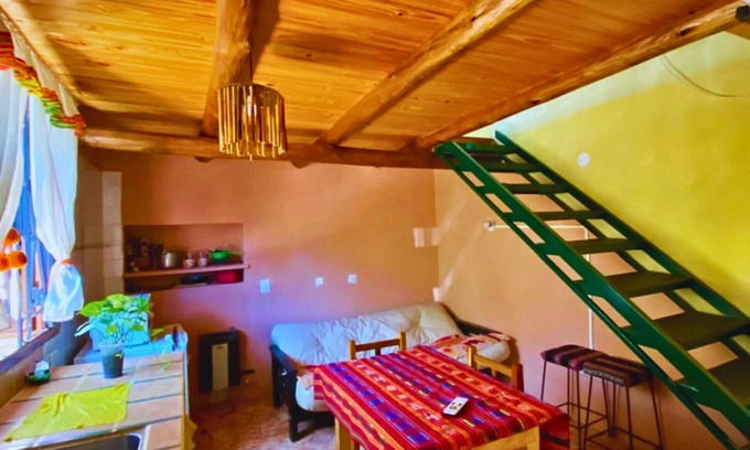 Maimara Cabin | Cabin 2 in Cerro San Martin| Sleeps 4| The heart of the Quebrada| Maimará, Jujuy