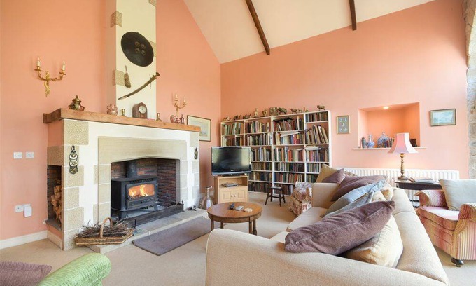 Dunstan Cottage | Cabin ∙ 3 bedrooms ∙ 7 guests
