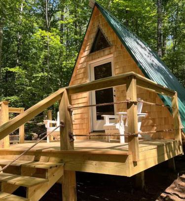 Stoneham House | Cabin in Maine Woods-The Bogey