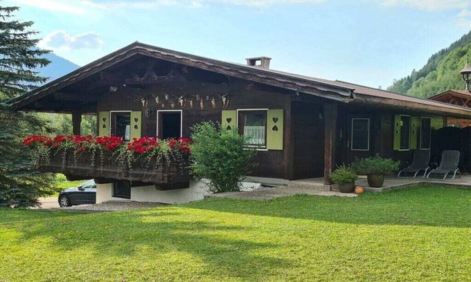 Zoeblen Ski Chalet | Cabin in Zöblen with swimming pool