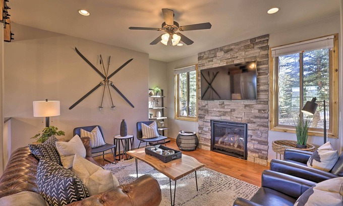 Ptarmigan Mountain Cabin | Cabin w/Game Room & Mtn Views in Silverthorne!