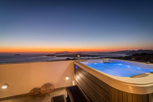 Megalochori Hotel | Caldera Stories private suites
