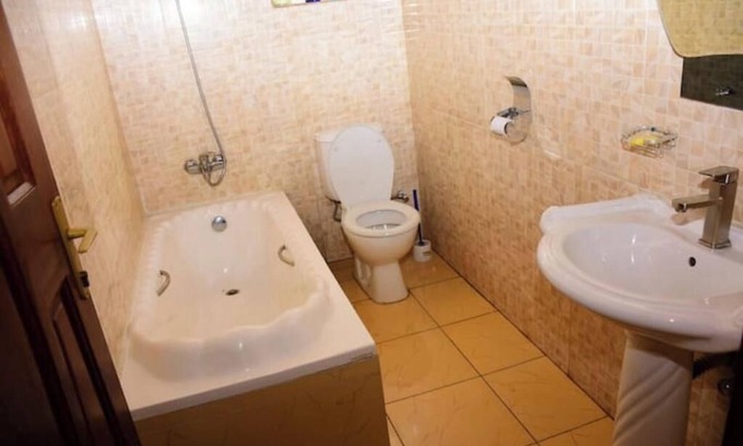 Kigali Apartment | Calm Chaos D