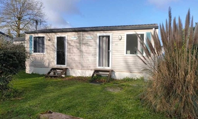 Angicourt House | Camping 2 étoiles - ccbabhe