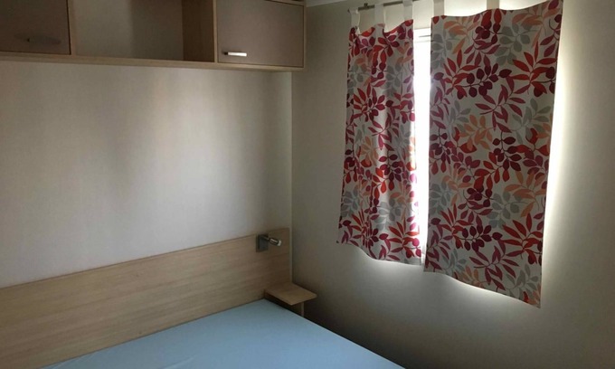 Ebreuil RV Rental | Camping des Nières