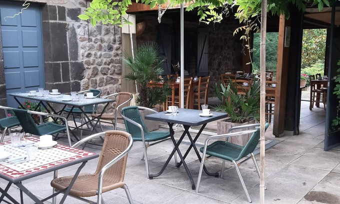 Arlebosc RV Rental | Camping du Viaduc* - Tent Lodge Tipi 3 rooms 4 People Without Sanitary
