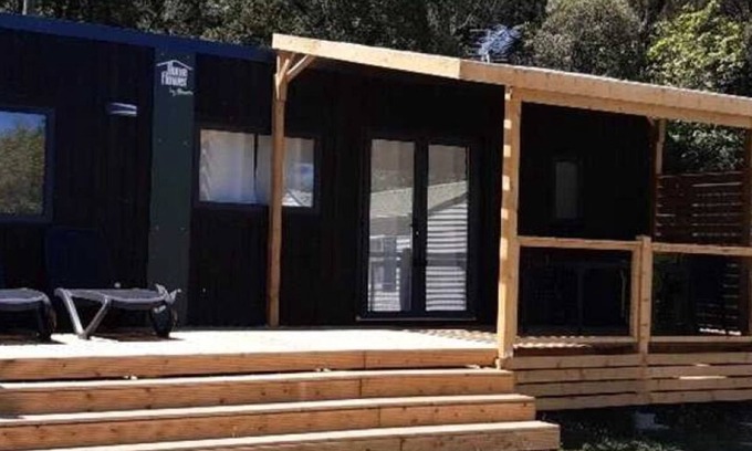 Les Achards House | Camping 3 étoiles - Piscine - ccafefg