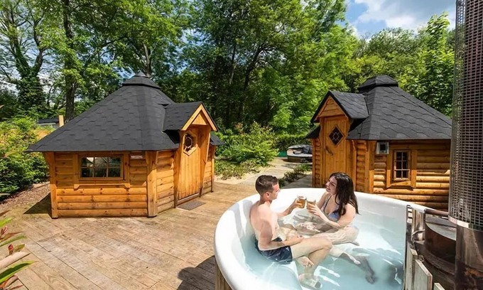 Saint-Leu-dEsserent House | Camping Le Pré des Moines* - Wooden Star Bubble 1 Piece 2 People