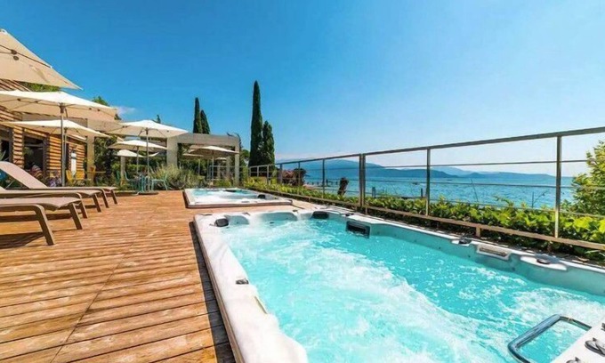 San Felice del Benaco House | Camping Village Piccola Gardiola Mobilehome Baia New Project for 5 persons