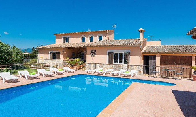 Es Garrovers Villa | Can MarÇal - Villa With Private Pool. Free Wifi