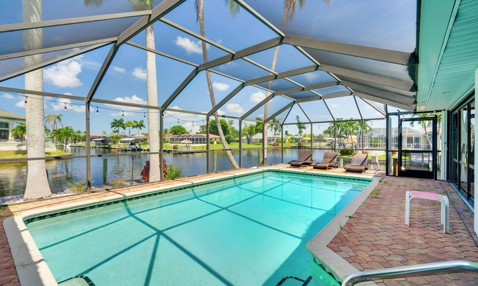 Fort Myers House | Canal-Front Gem w/Lanai & Dock in Cape Coral