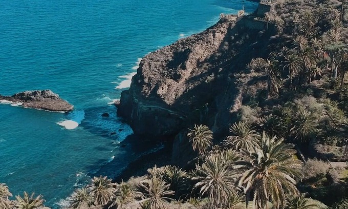 Los Realejos House | Canary Biohostel, ecología, agroturismo, surf, parapente, trail,