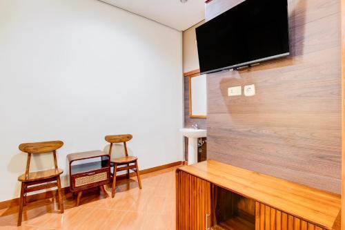 Pakem Hotel | Capital O 93994 Dalem Kamulyan Syariah Guest House