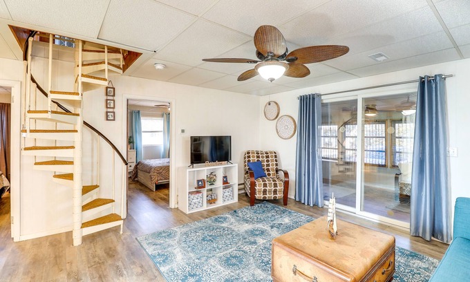 Milton House | Captains Quarters Coastal Bliss in Broadkill Pet Friendly