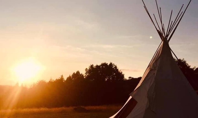 Murols Cabin | Captivating Tipi dans La foret du Dragon in Murols