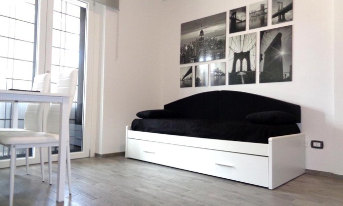 Zona XVIII Capannelle House | Caput Mundi Anagina IV