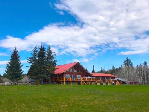 Lac La Hache House | Cariboo Log Guest House