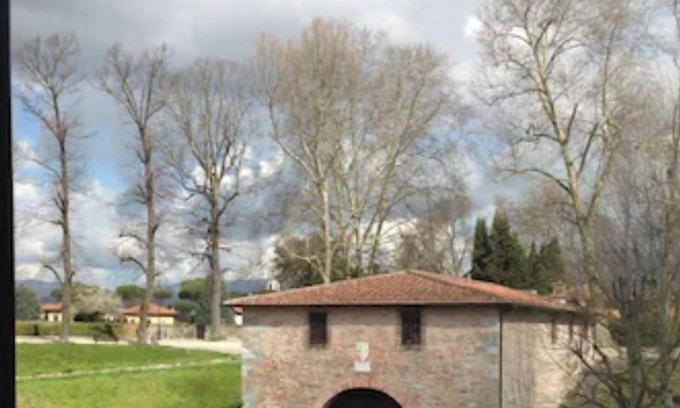 Lucca Historical Center Apartment | Carla Apartment - Very large and panoramic - Historical center of Lucca