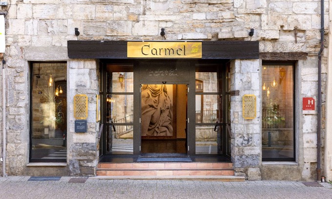 Arbois Hotel | Carmel1643