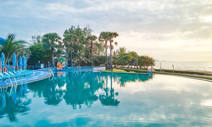 Phuoc Thuan Hotel | Carmelina Beach Resort