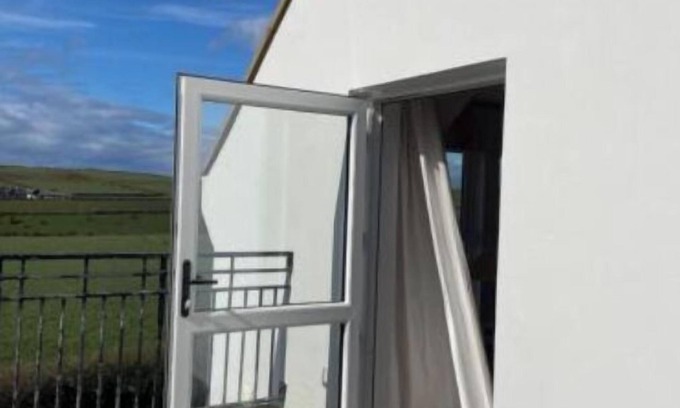 Bushmills Cabin | Carnside Lodge