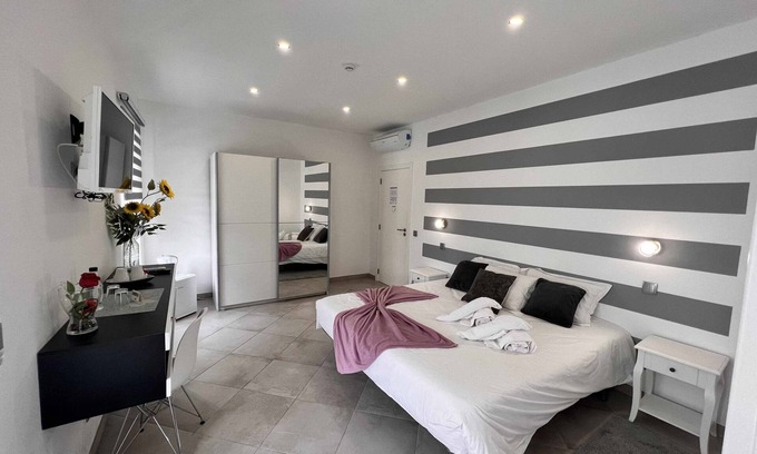 Poco Partido Hotel | Carvoeiro B&B and S.P.A Suite 2