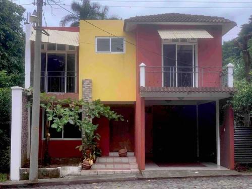 Santa Cruz Mulua House | Casa 4 a 5 minutos del IRTRA