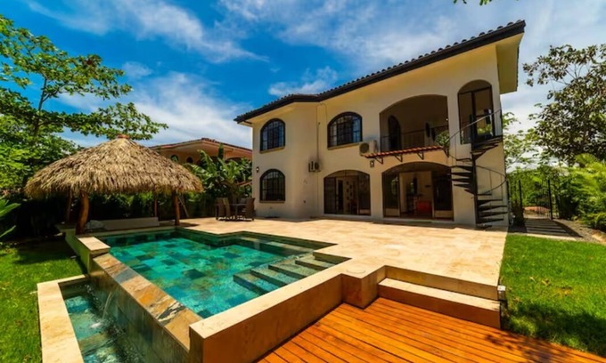 Esterillos House | Casa 48· Poolside Relaxing Retreat Near the Beach