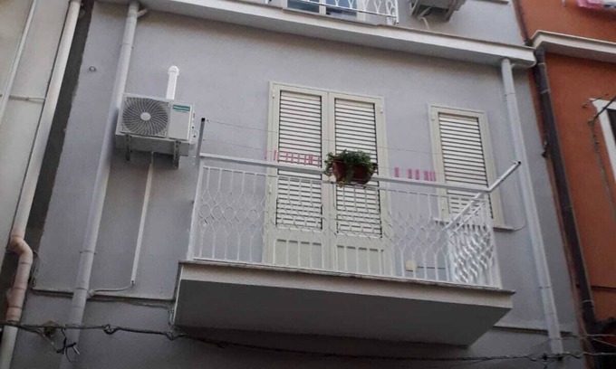 Casteldaccia House | Casa Accogliente a Pochi Minuti Dalla Spiaggia, Ammessi Cani di Piccola Taglia