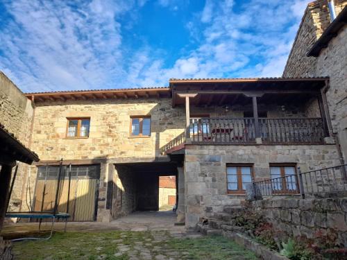 Valderredible House | Casa acogedora en pueblo de montaña