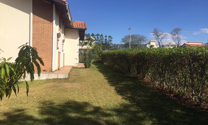 Quadra House | Casa aluguel temporada com piscina, 3 dormitórios e mezanino com sofá cama