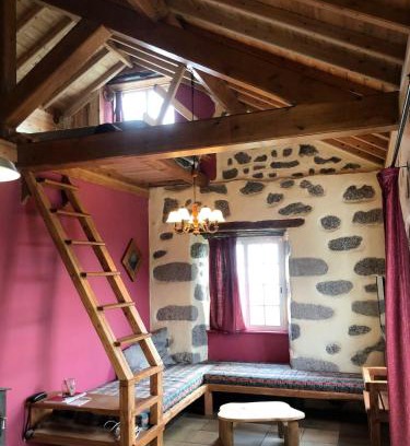 Lajes das Flores Apartment | Casa Ameixa