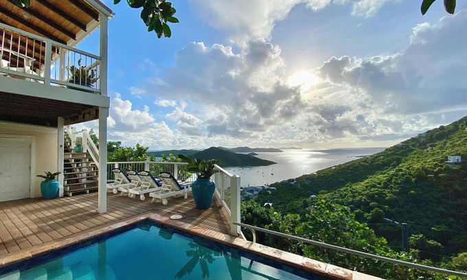Estate Carolina Villa | Casa Amor Villa - Stunning Views, Pool and Perfect For Couples