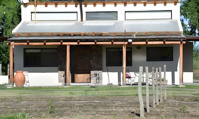 Tunuyan House | Casa Art Gallery - Cozy cottage on the vineyards