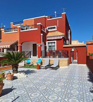 Los Montesinos House | Casa Azul Los Montesinos