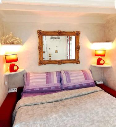 EUR Apartment | CASA Bella! B&B 2 Unità - Una con bagno privato oppure camera con bagno condiviso