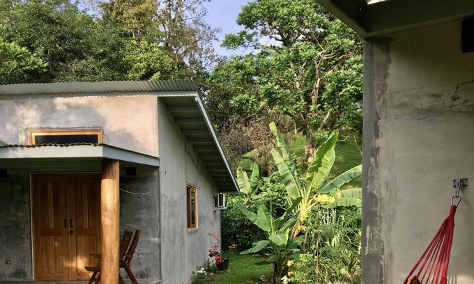 Bocas del Toro Cabin | Casa Biriba - Small home in a tropical garden
